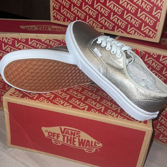 🔥 VANS AUTHENTIC FOIL GRAY GOLD SHOES LACE UP 🔥 - Picture 5 of 6